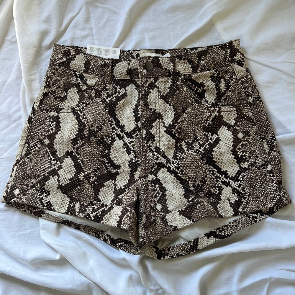H&M Snakeprint Shorts